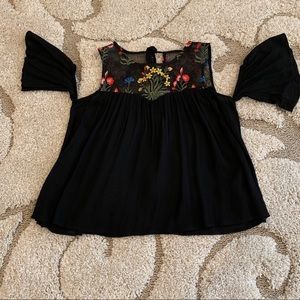 Paper Crane top Off the shoulder size small